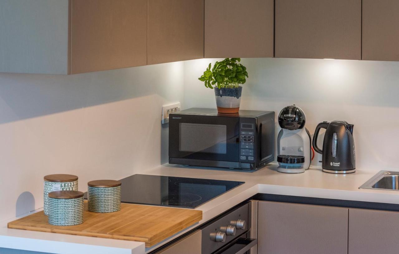 Just Renovated Stylish 2 Bedrooms Apartment Only A Few Steps From The Beach! Novigrad Istria Kültér fotó